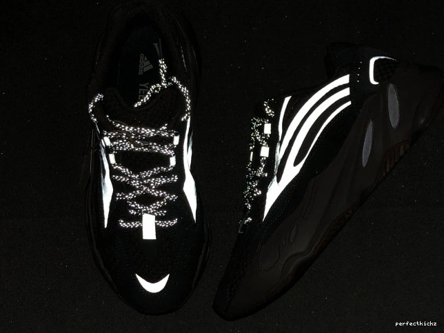 V2 Yeezy ADIDAS GZ0724 'Mauve' 700 Boost 0722
